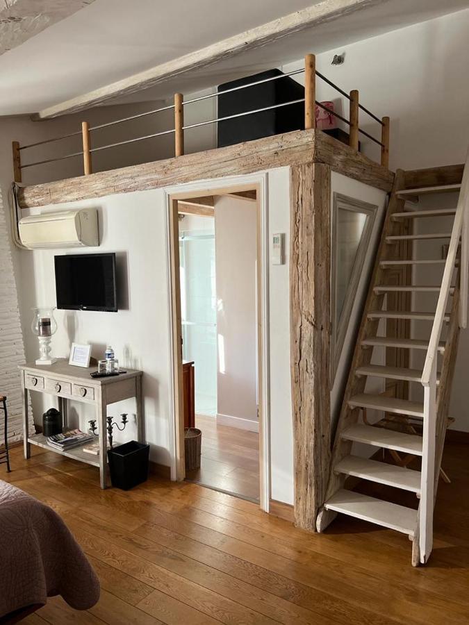 Chambres D'Hotes Mado Et Lulu Collonges-au-Mont-d'Or ภายนอก รูปภาพ